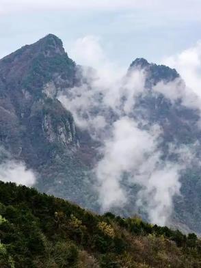 曾经翻过的那座山 曾经翻过的那座山